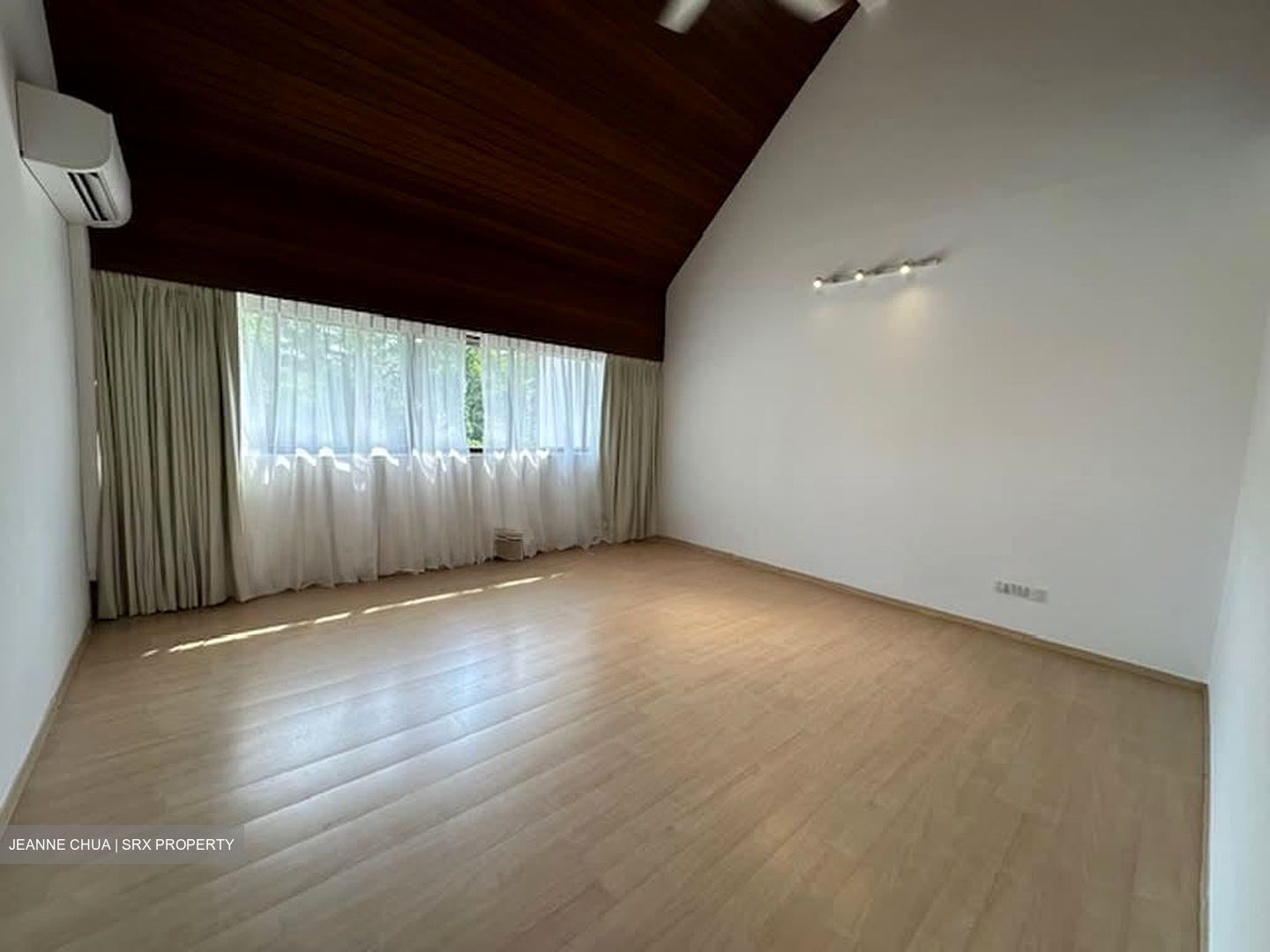 Villa Delle Rose (D10), Condominium #606405451